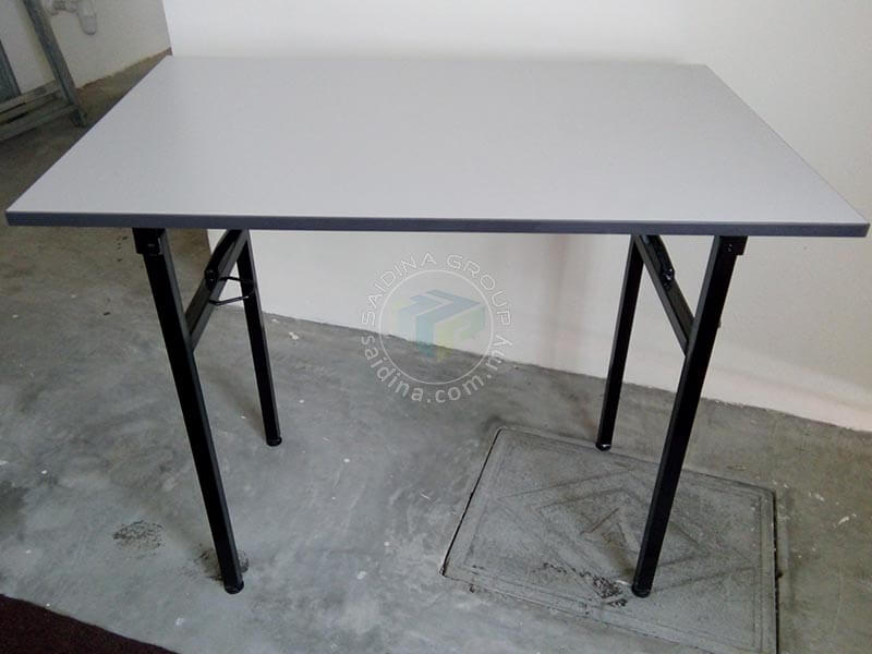 Meja Sekolah